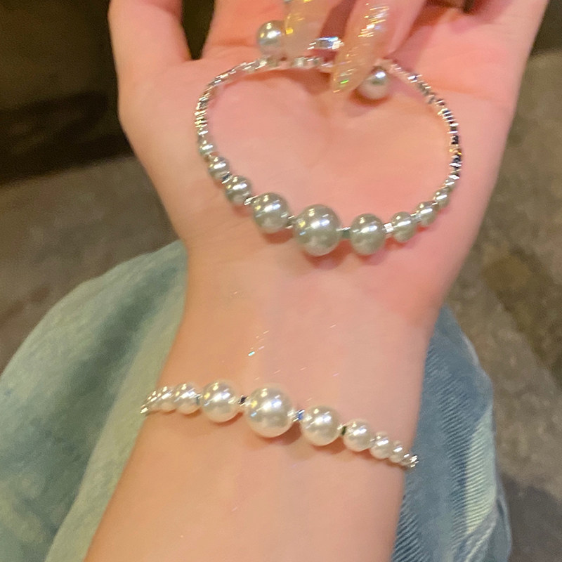 高级感碎银几两手环珍珠手链轻奢小众精致手镯子女款手串珠手饰品