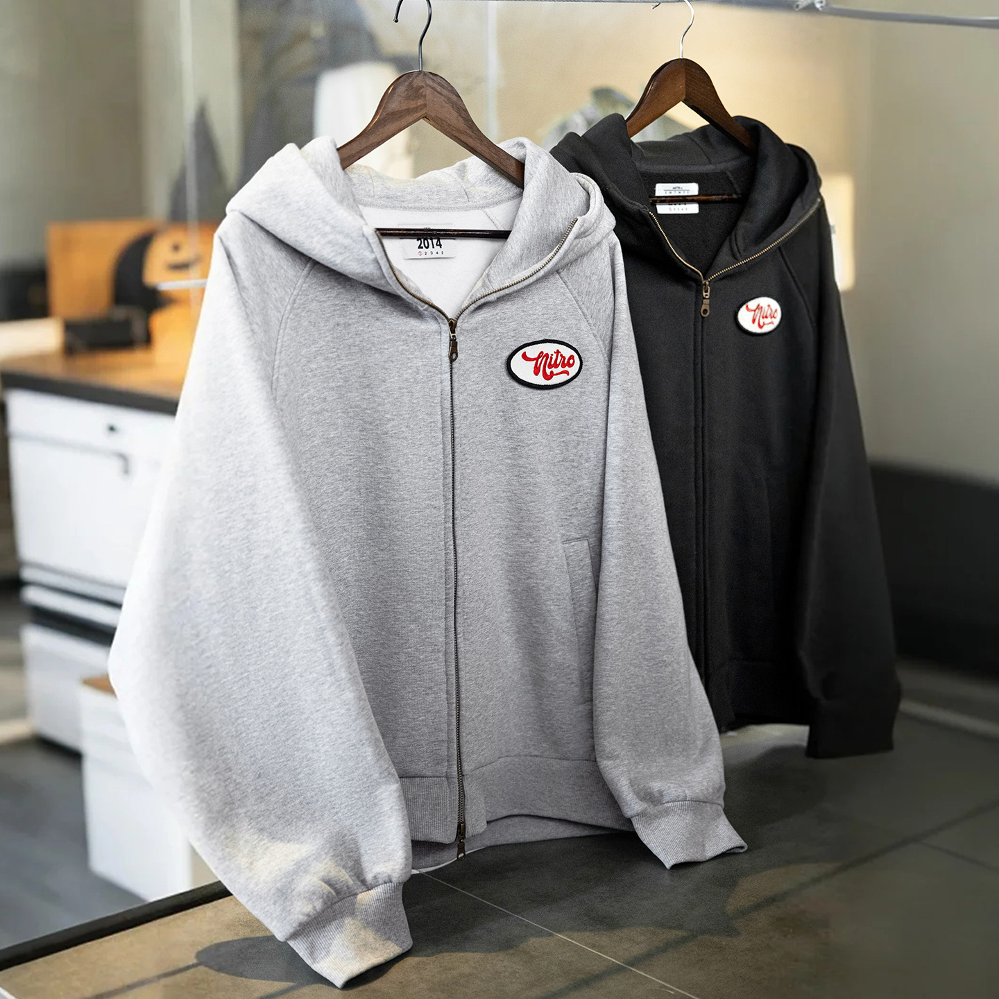 MRA男装 410g加绒连帽章仔卫衣重磅加厚双拉链短款运动开衫外套冬