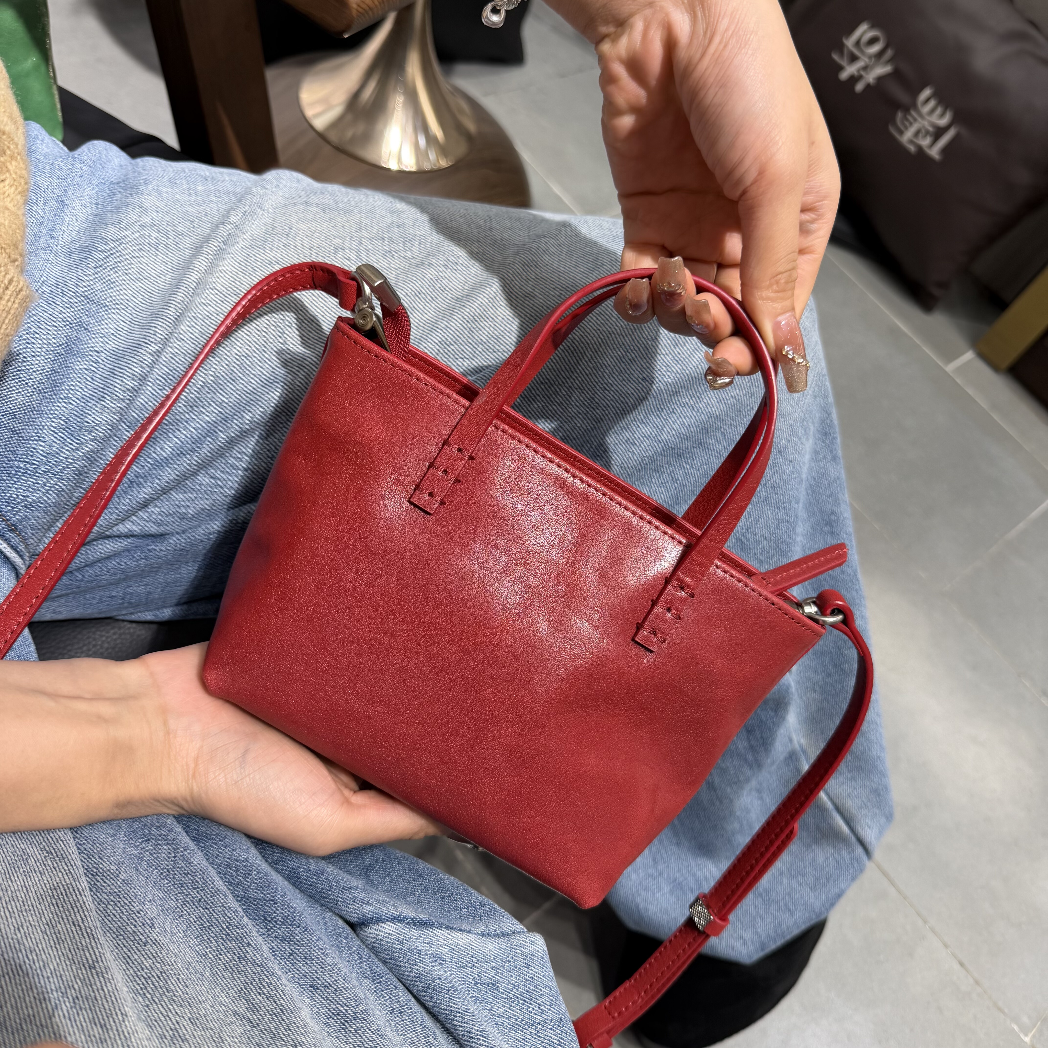 2026新款小众设计植揉牛皮女包手提简约百搭包斜挎包迷你菜篮子包