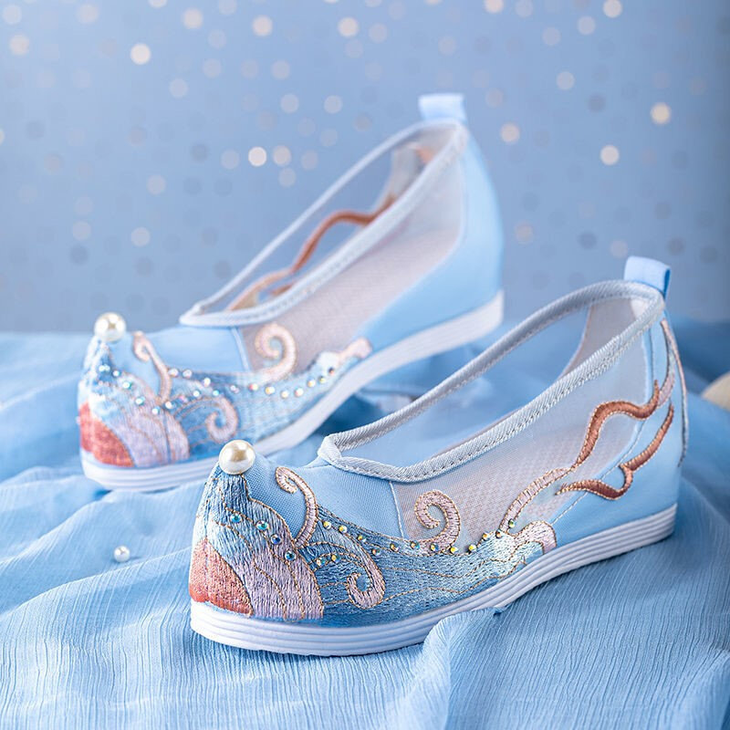 古风汉服鞋子夏季翘头内清新搭配宋制古代汉服透气绣花网纱鞋