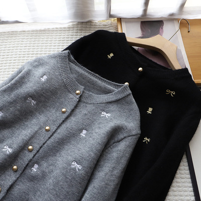 [比正]2024秋季新款韩系蝴蝶结花朵刺绣针织开衫外套时尚上衣2534