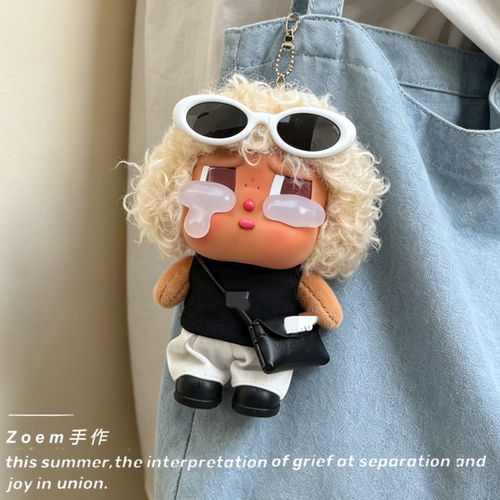 适用哭娃衣服全速起航娃衣crybaby度假系列泡泡玛特搪胶挂件服装