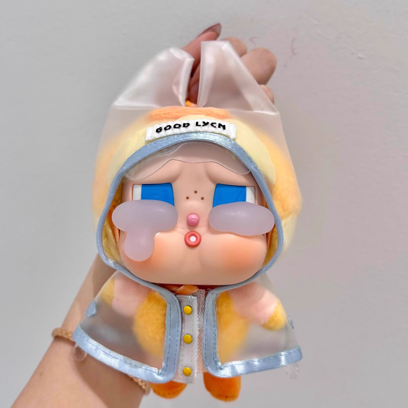 泡泡玛特crybaby哭娃雨衣套装衣服落日歌舞会搪胶娃衣背带裤头套