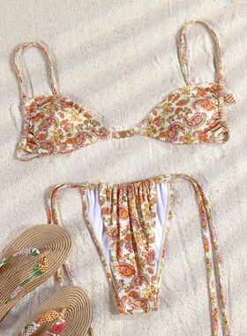 Lace up backless printed bikini set系带露背印花比基尼两件套