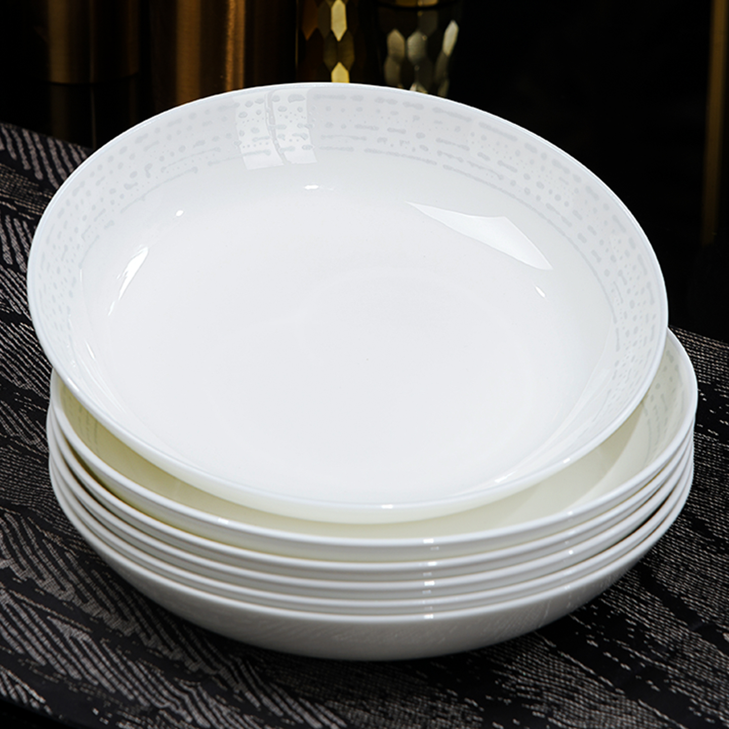 景德镇骨瓷盘子菜盘家用2025新款高颜值可微波餐具盘子高级感套装