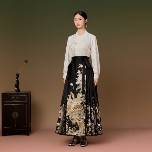 东方甄选长离序马面裙流行女装
