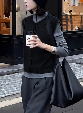 气质韩系灰色针织马甲背心女秋装叠穿显瘦百搭打底衫上衣两件套装