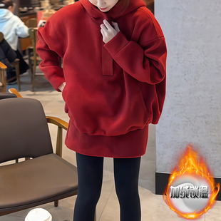 红色加绒连帽卫衣套装 今年流行减龄显瘦保暖慵懒风两件套 女秋冬季