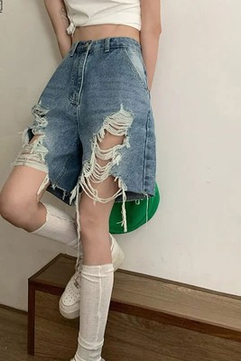 High waist ripped loose denim capris高腰破洞宽松牛仔五分裤女