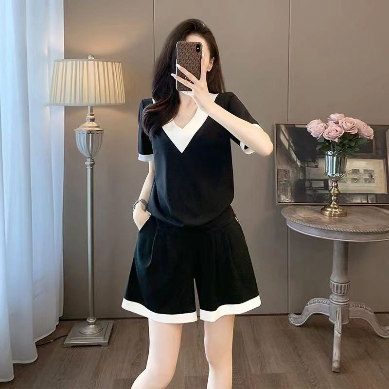 欧货高档休闲运动套装女夏季洋气显瘦拼色V领高腰阔腿短裤两件套