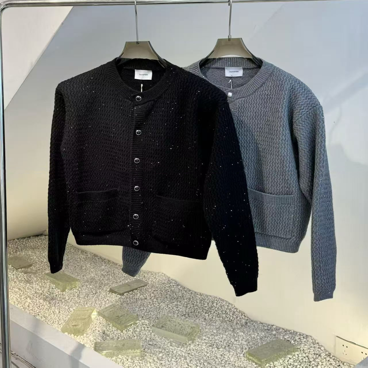 小众设计感亮片装饰针织开衫