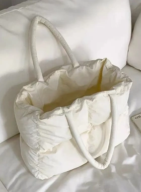 小众设计羽绒泡芙包包女托特包单肩大容量ins质感2025新款秋冬潮