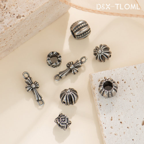 316钛钢精工黑色十字隔珠