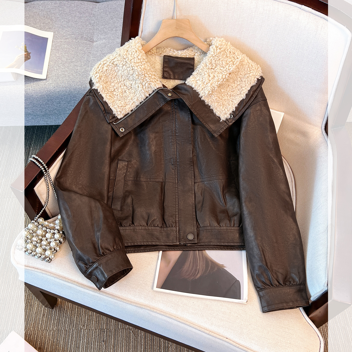 复古羊羔毛翻领拼接pu皮衣外套女