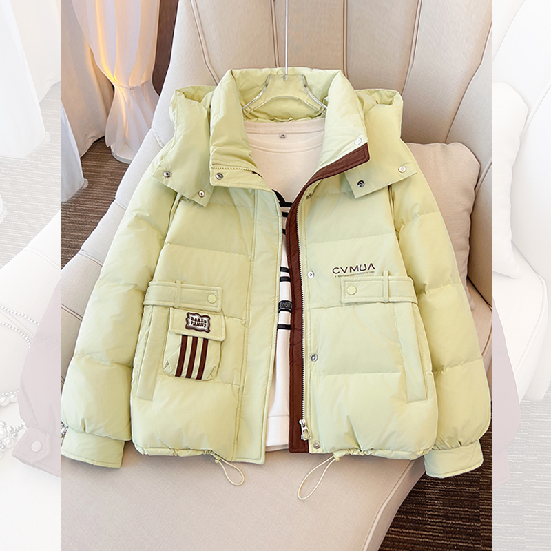 糖果绿色连帽短款羽绒服女面包服