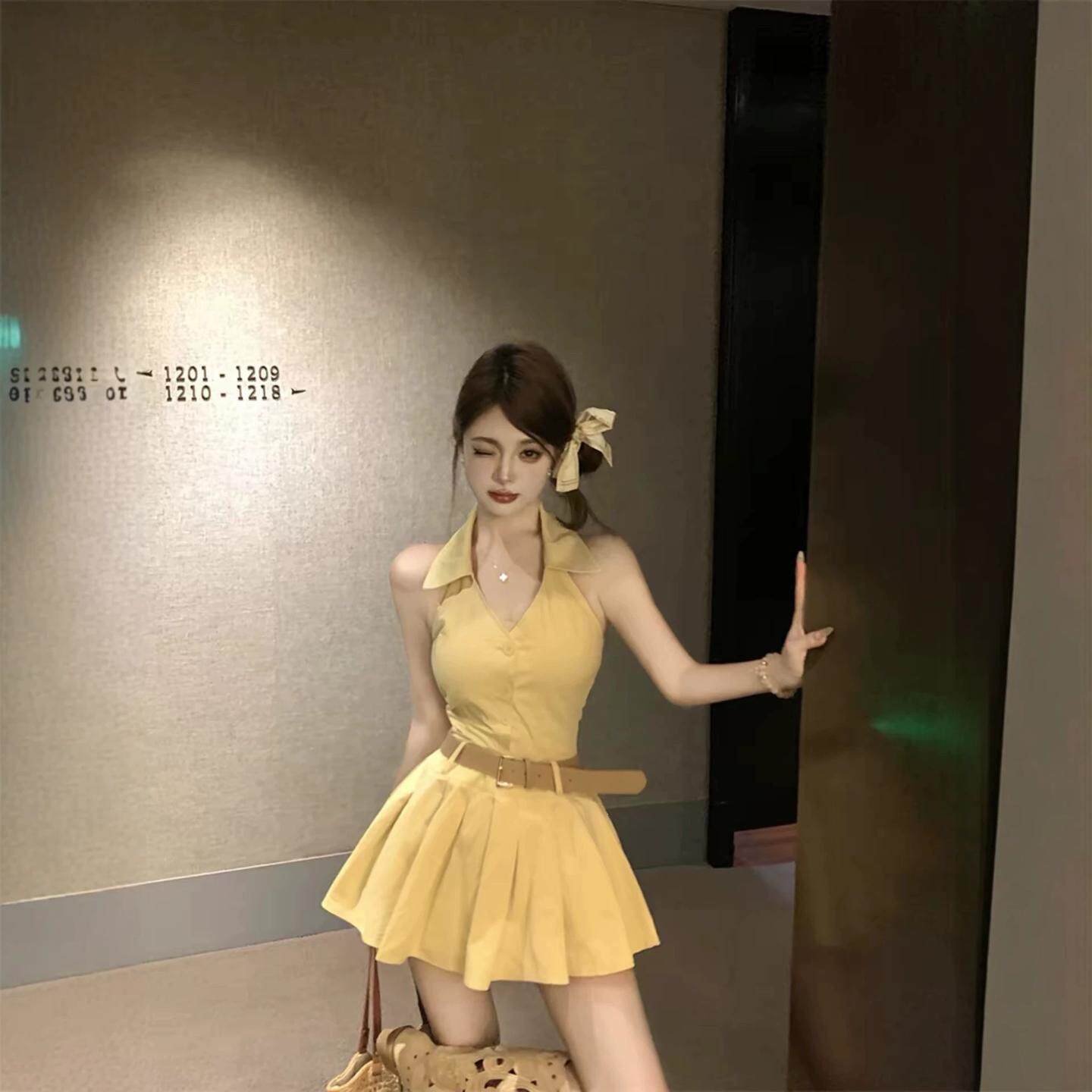 甜辣风露背百褶连衣裙夏季新款|
