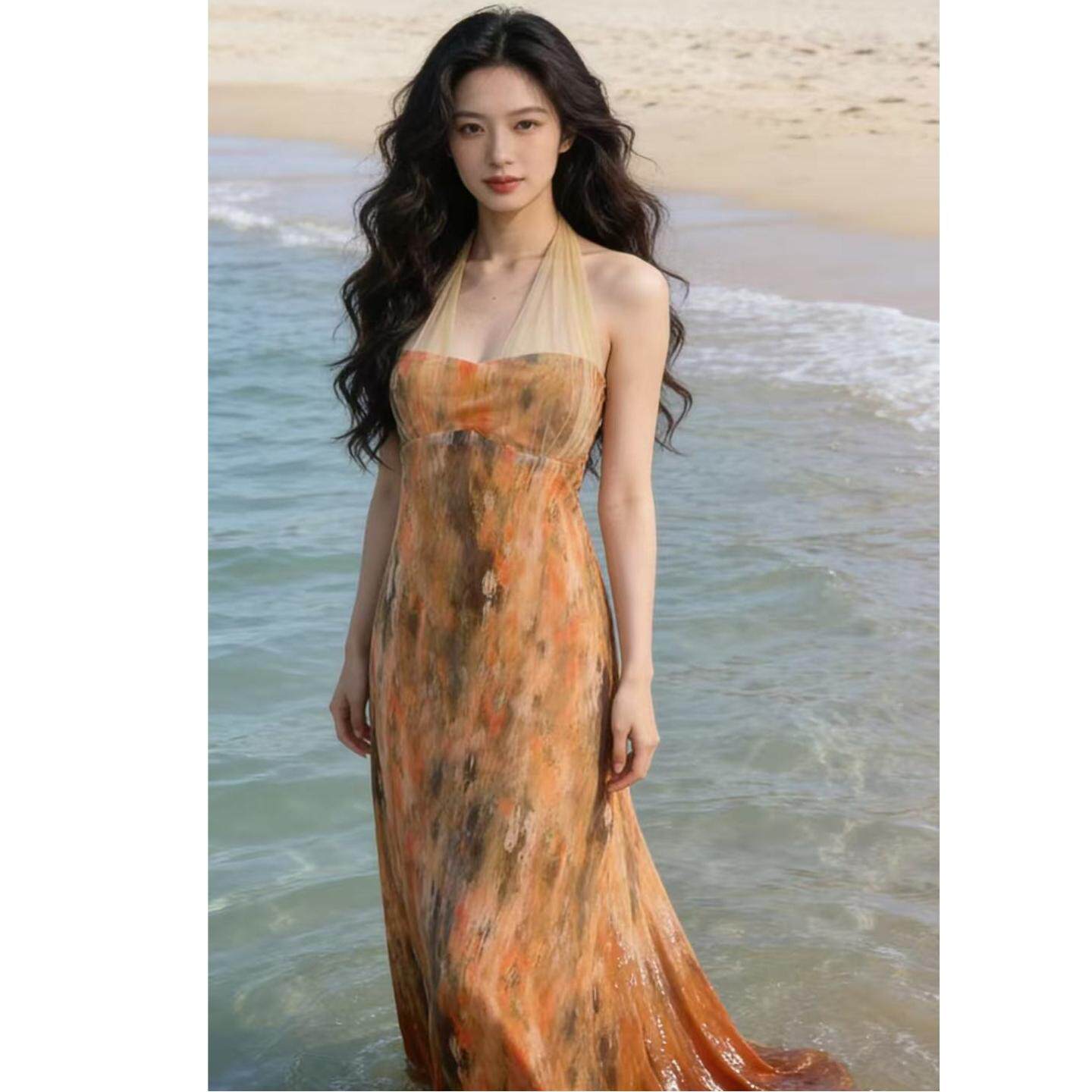 露背法式气质复古碎花网纱抹胸挂脖连衣裙女夏季海边度假裙子
