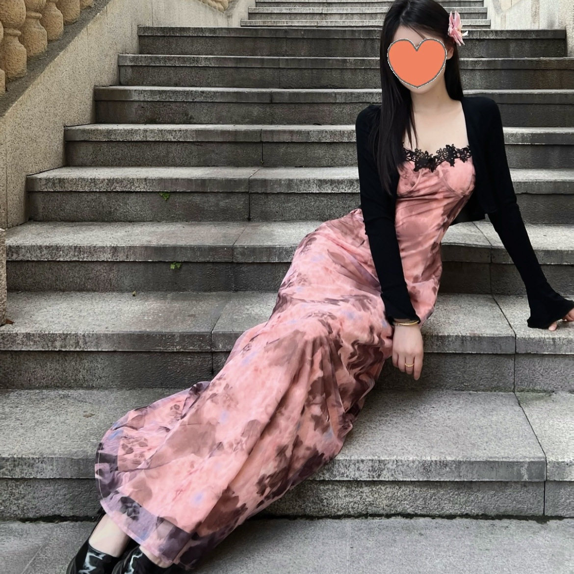 纯欲风蕾丝拼接扎染度假风吊带连衣裙女春秋甜辣收腰长裙两件套装