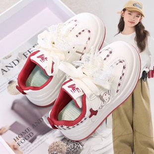 蝴蝶结珍珠低帮女童板鞋2026新款春季防滑休闲鞋儿童鞋子皮面学生