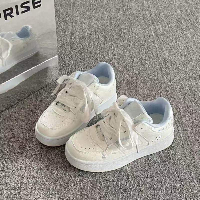 女童板鞋2026新款春季平底低帮中大童鞋子皮面时尚百搭小白鞋女款,童鞋/婴儿鞋/亲子鞋,板鞋,淘宝优惠券,粉丝福利购,淘宝优惠卷