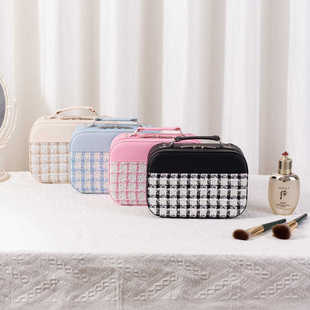 化妆包女大容量便携立体化妆品收纳包高颜值外出硬壳小香风化妆箱