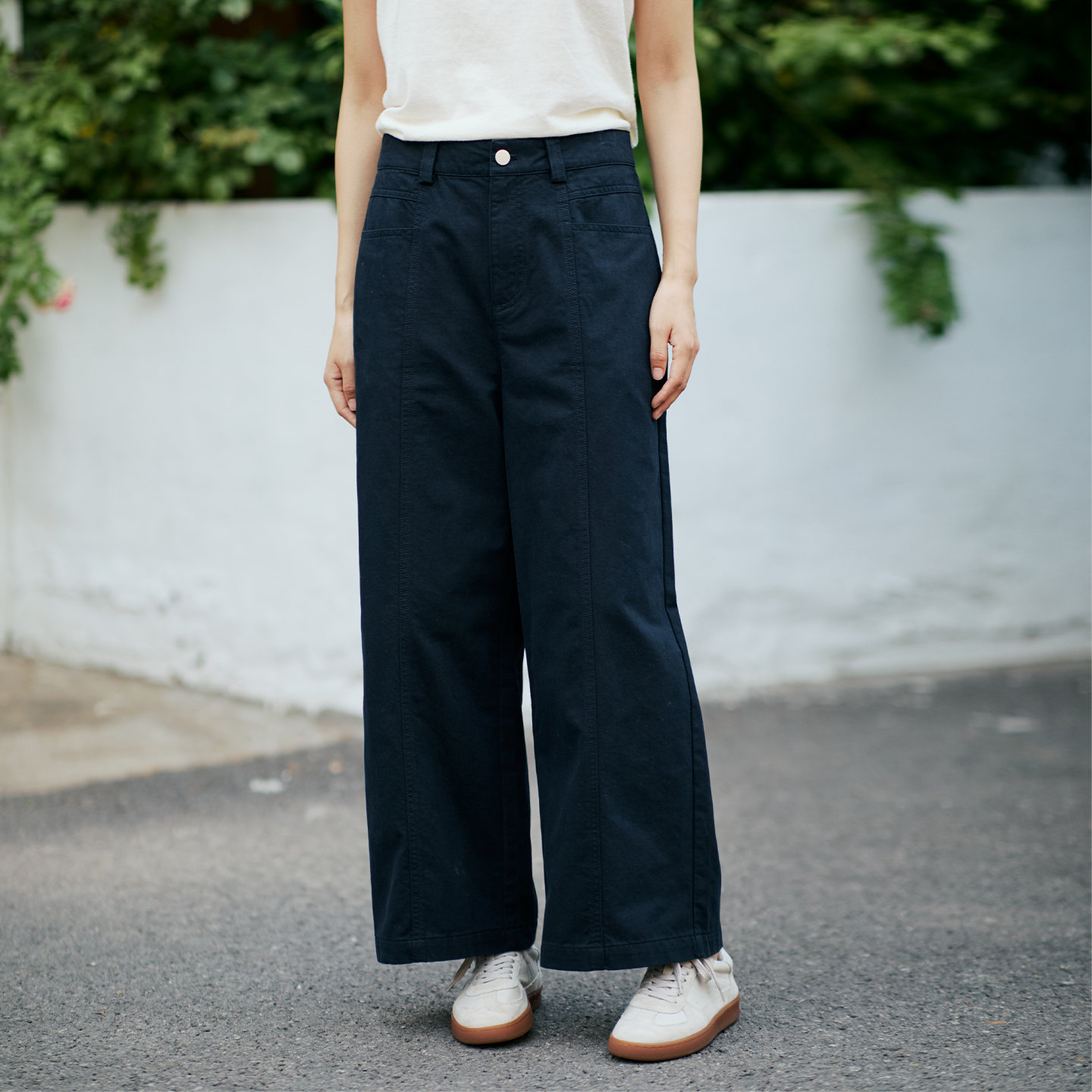 无色无味宽松直筒通勤休闲裤女款