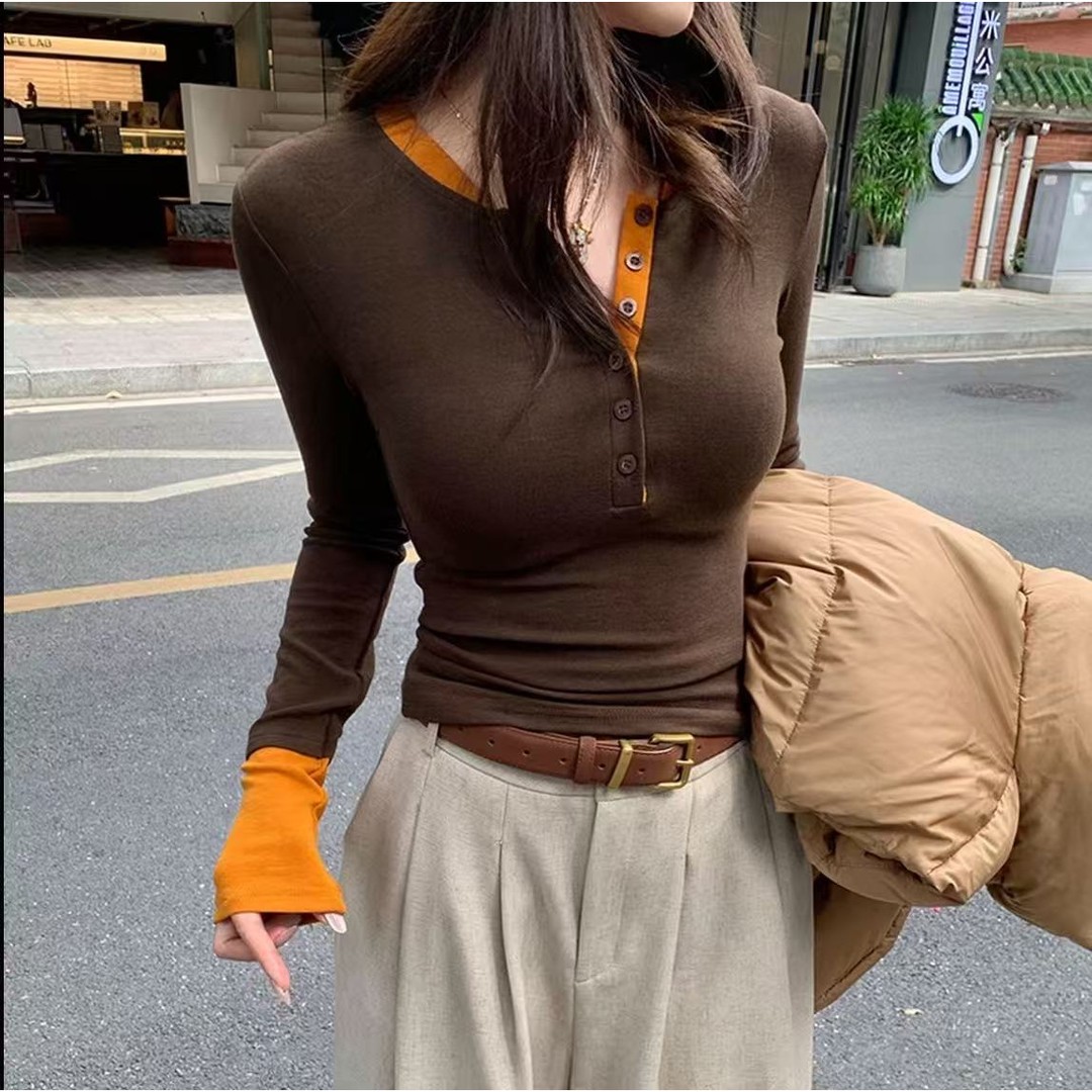 9月女装2025秋款撞色假两件T恤别致内搭打底衫女辣妹上衣桃汁烟烟