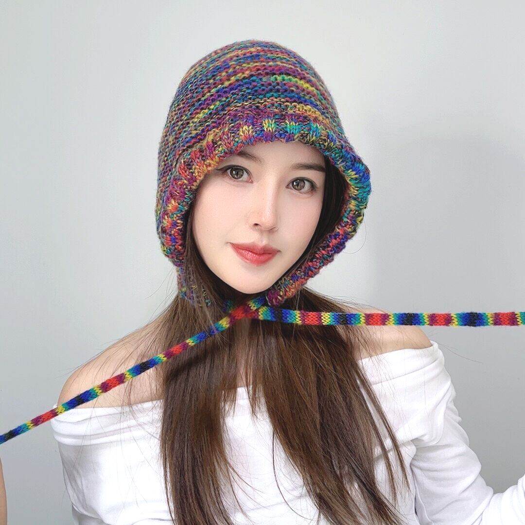 改云家彩虹色条纹护耳毛线帽子图片