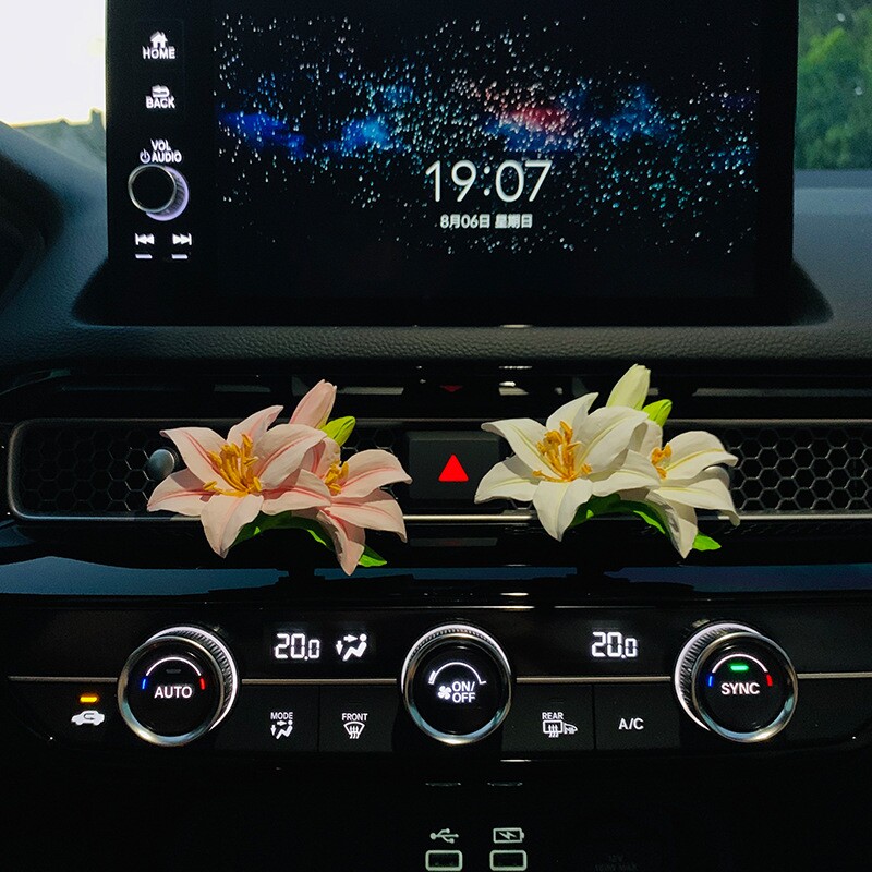 极氪001车载出风口装饰007/009/x/7x汽车空调口香薰摆件内饰品