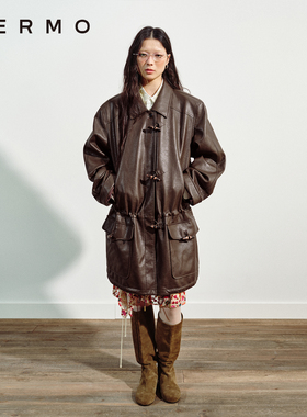 VERMO 立体版型 做旧木扣缀饰柔软蛋白皮低腰抽绳风衣外套