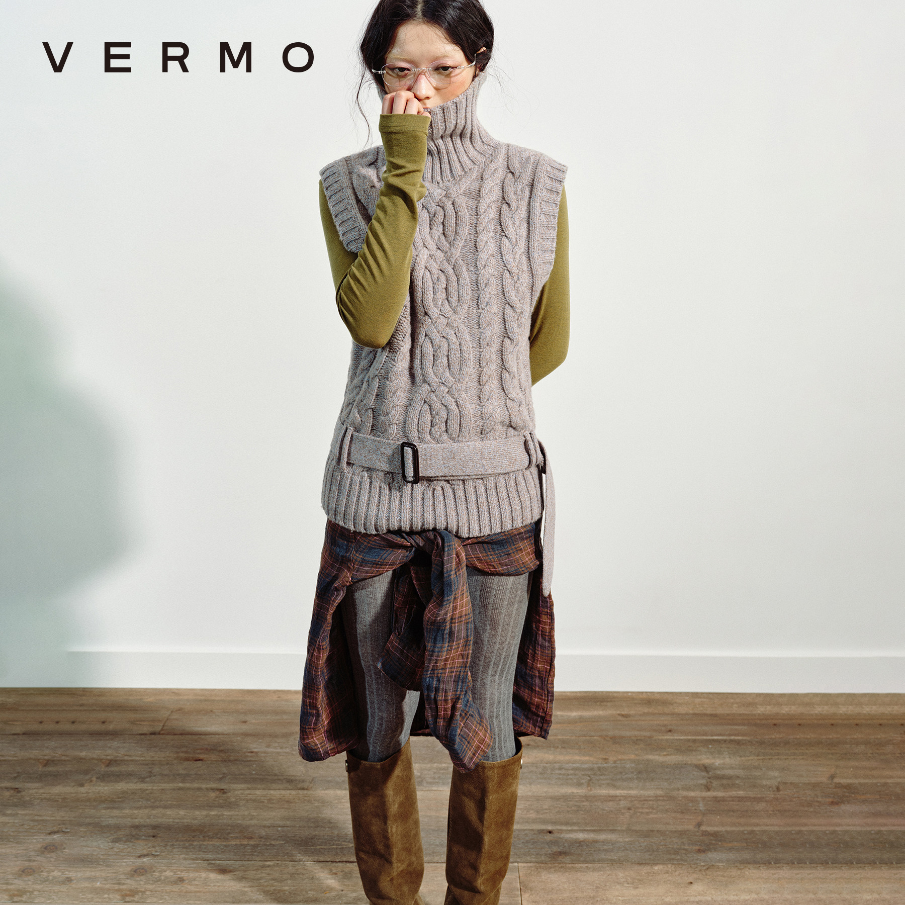 VERMO 别致又复古的色彩 混色全羊毛卡胯腰带针织马甲背心