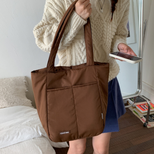 大容量托特包包女2026新款潮山系小众网红ins百搭冬季棉服单肩包