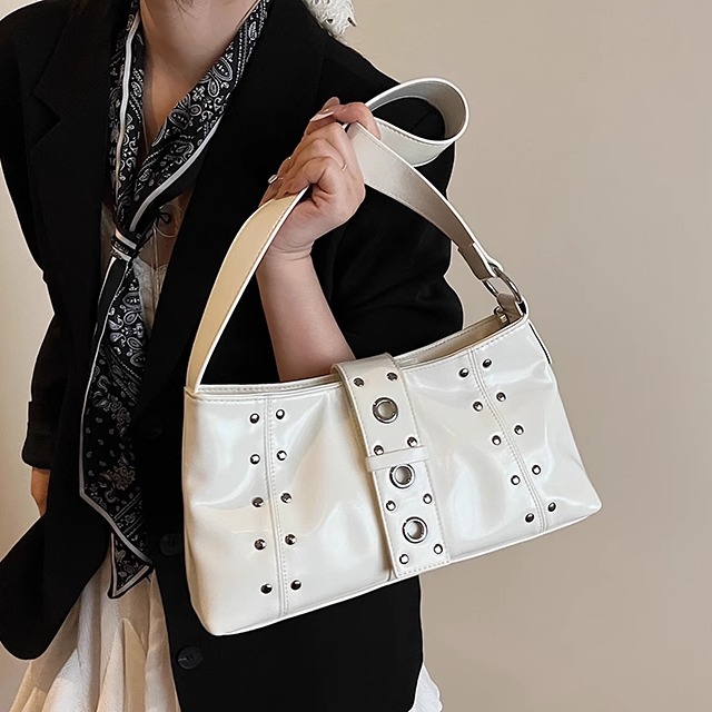 少女逛街百搭旅游单肩包