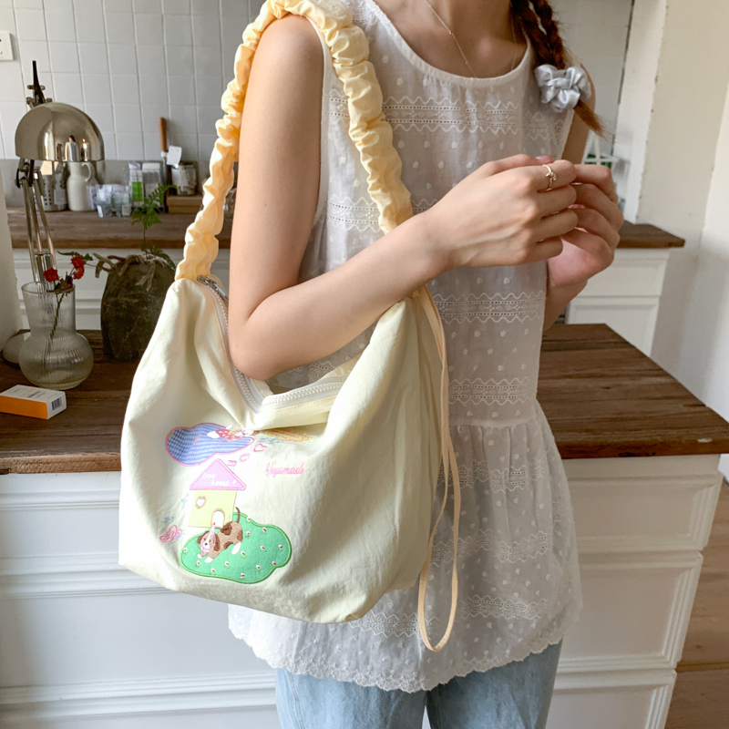 韩国尼龙布包包女2025新款