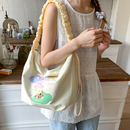 韩国尼龙布包包女2025新款