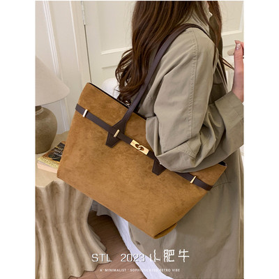 大容量质感通勤麂皮绒单肩包