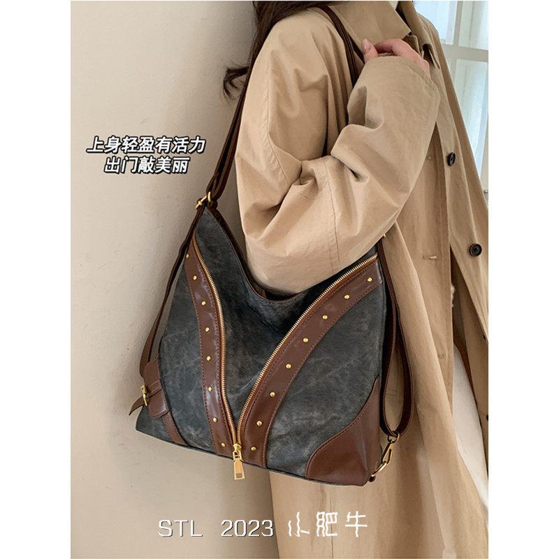 甜酷辣妹风腋下包通勤双肩包