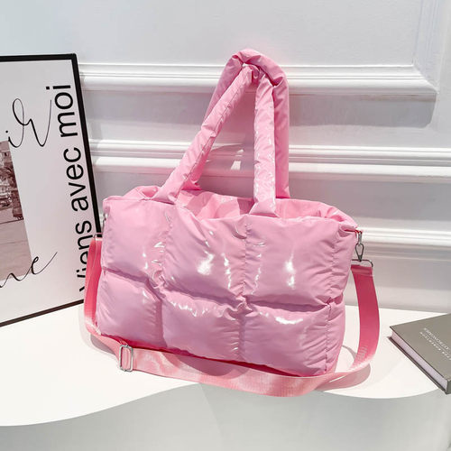 韩国小众羽绒服面包包女2025