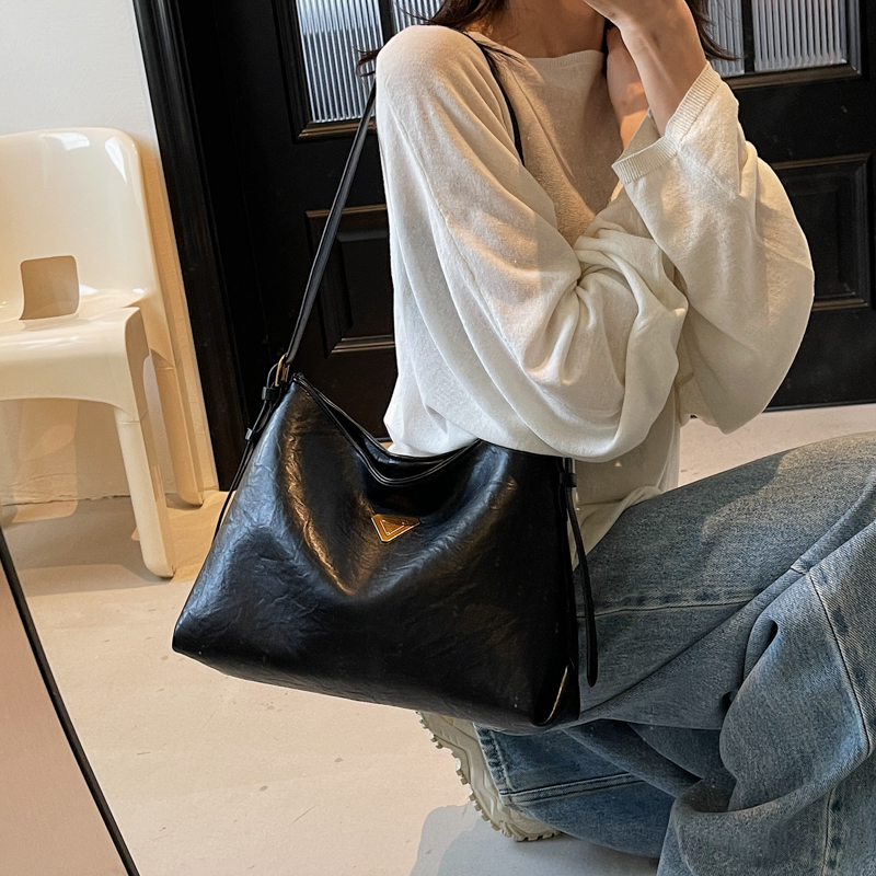 通勤单肩腋下包手提托特包