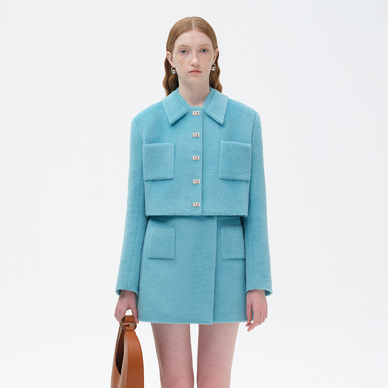 新品羊毛外套N·MORE小香风