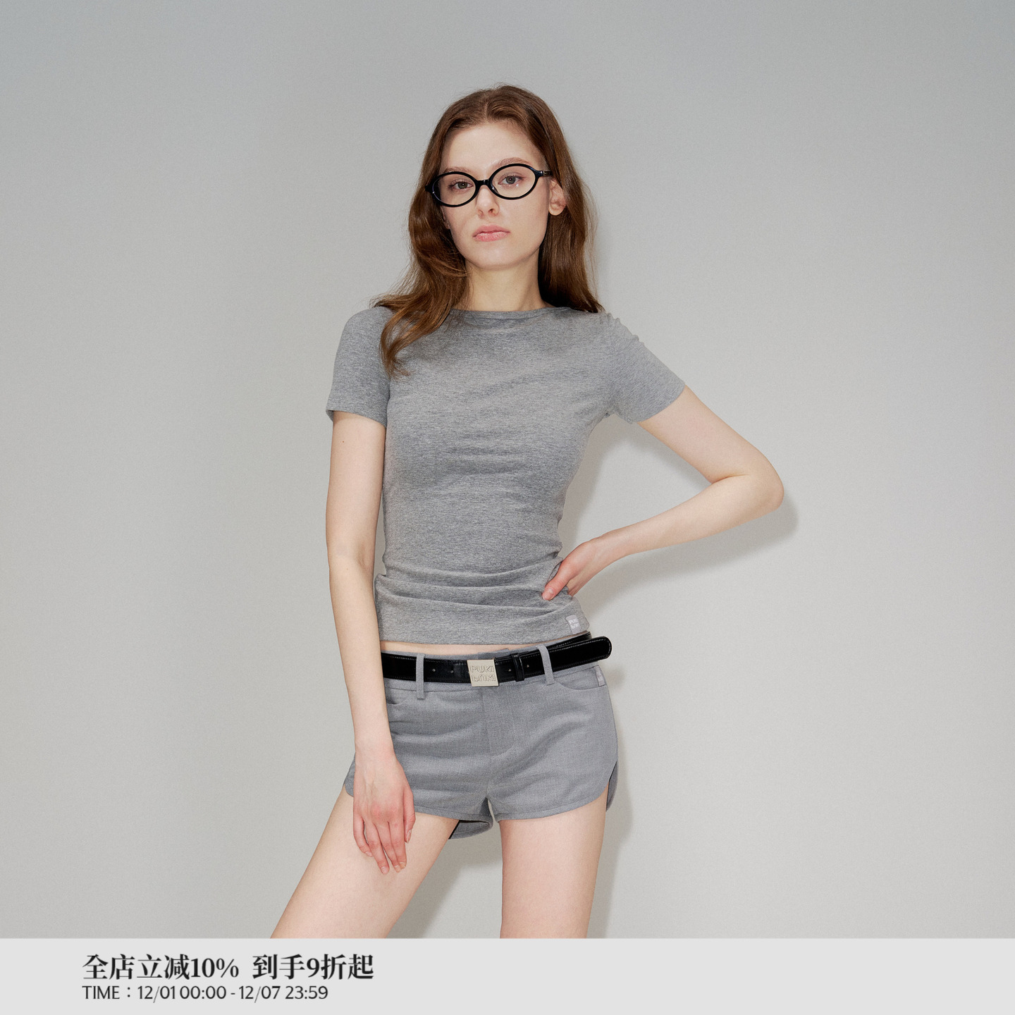 PUKI「纸片人版型」一字正肩美式运动短袖 美式辣妹原创设计感T恤