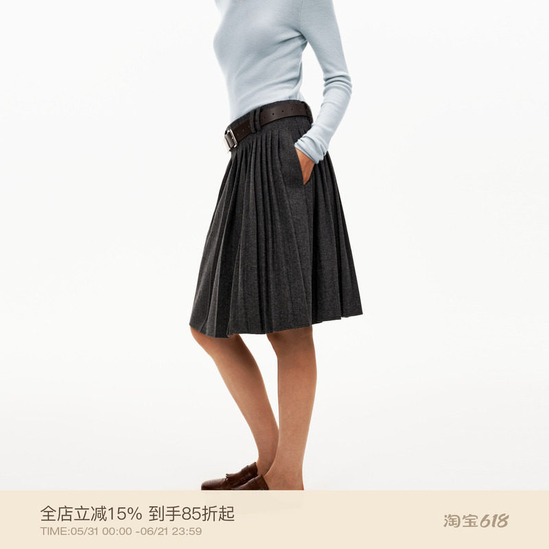 PUKI 经典羊毛面料 复古人字纹 高智感通勤百搭不规则毛呢百褶裙