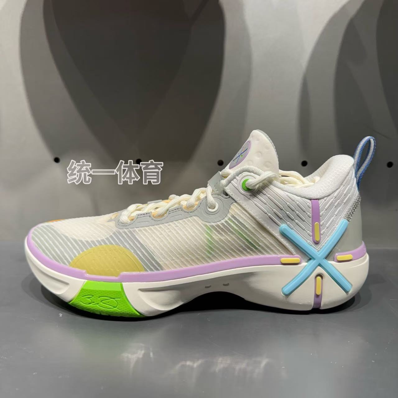 李宁韦德幻影6高回弹篮球场地鞋