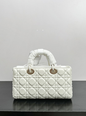 经典菱格链条手提包女百搭腋下包羊皮小方包