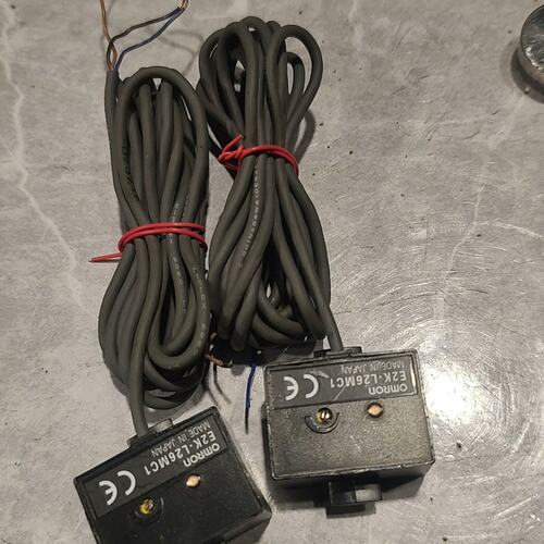 议价Omron/E2K-L26MC1 液位传感器，成色可维修