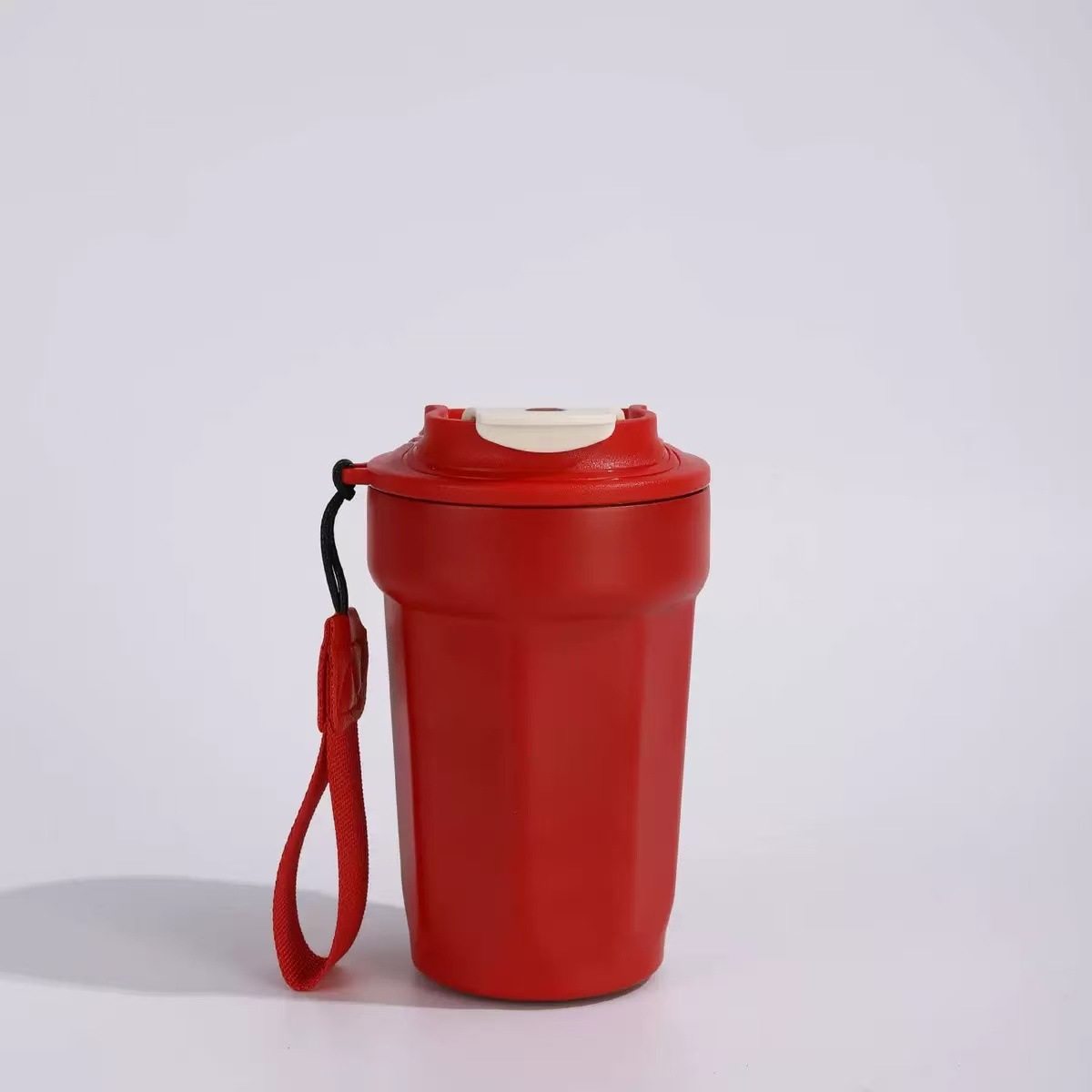 高级感保温咖啡杯新款通用水壶外出学生大容量办公室直饮2025同款,户外/登山/野营/旅行用品,水杯,淘宝优惠券,粉丝福利购,淘宝优惠卷