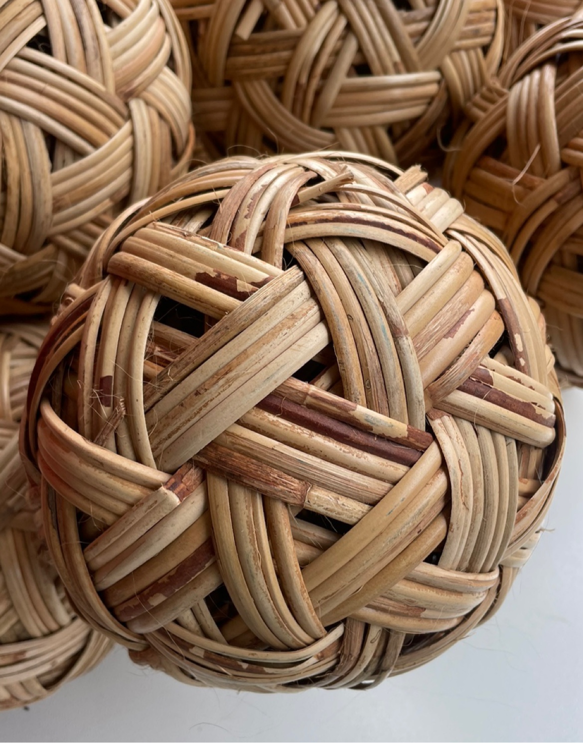 手工编织球学校蹴鞠球缅甸藤球绣球道具球古代古装足球儿童玩具球