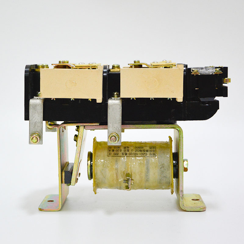 CZ040100150200210起重吸盘电动机24VS220V触点直流接触器