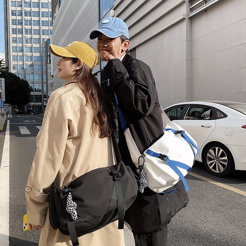 单肩包潮牌日系时尚男款背包大容