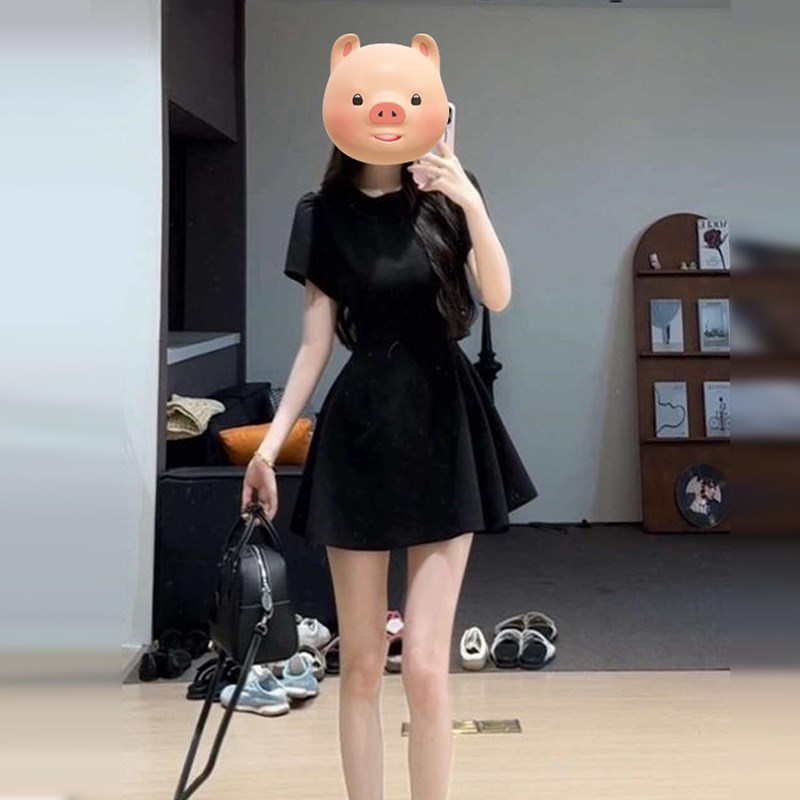 法式赫本风黑色短袖连衣裙子女装2025夏季新款小个子收腰a字短裙